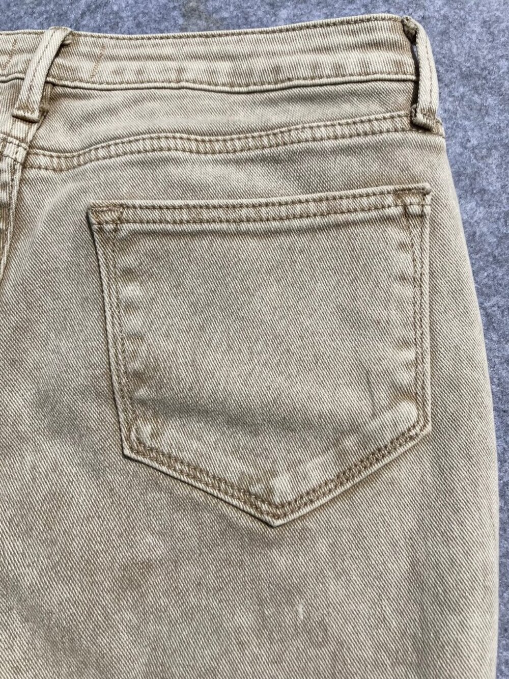 Driftwood / Free People SALE! Tan Jeans Farrah Embroidered Flare Mid-Rise 28x29" - Picture 9 of 14